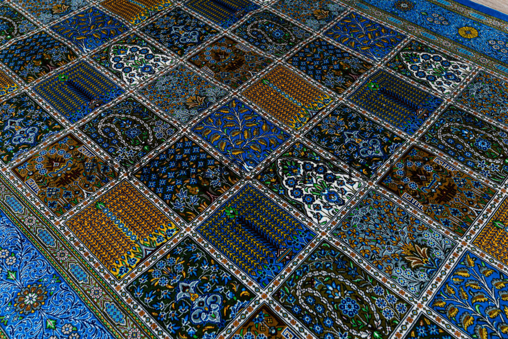 Bakhtiyari_Four_Seasons_04