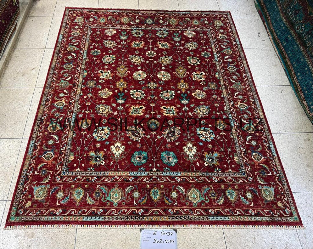 Floral 2 Wool Carpet